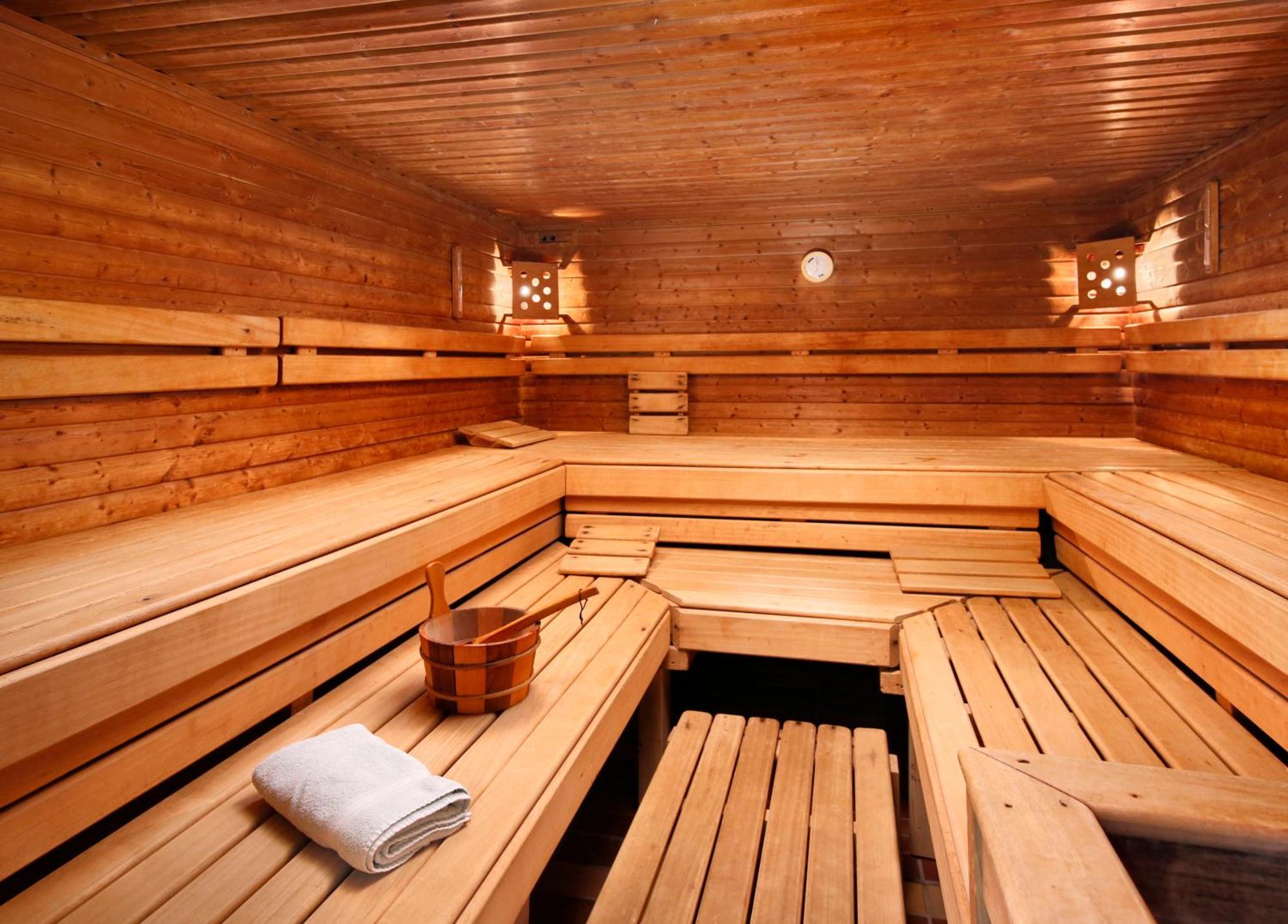 Knaus Campingpark Hennesee 메체데 외부 사진